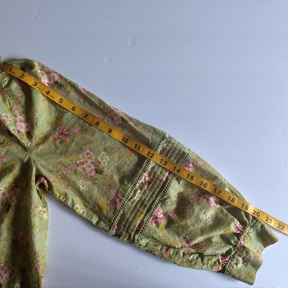 A Collective Story Floral Blouse with Ruffles L Cottagecore Feminine Romantic - Picture 8 of 11